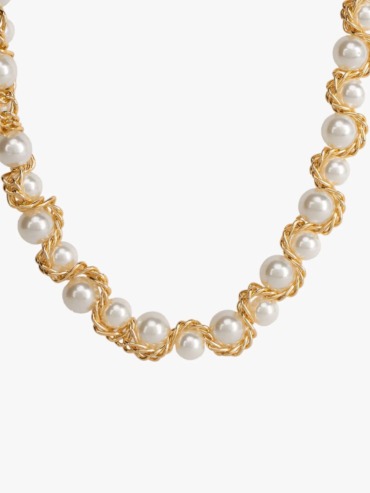 Classic Pearl Necklace