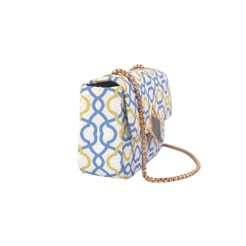 Geometric Crossbody Bag with Gold Chain and Black Square Buckle