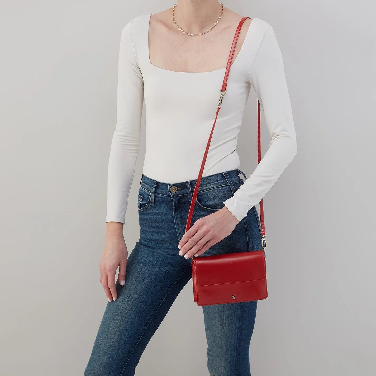 Jill Crossbody In Polished Leather - Brick