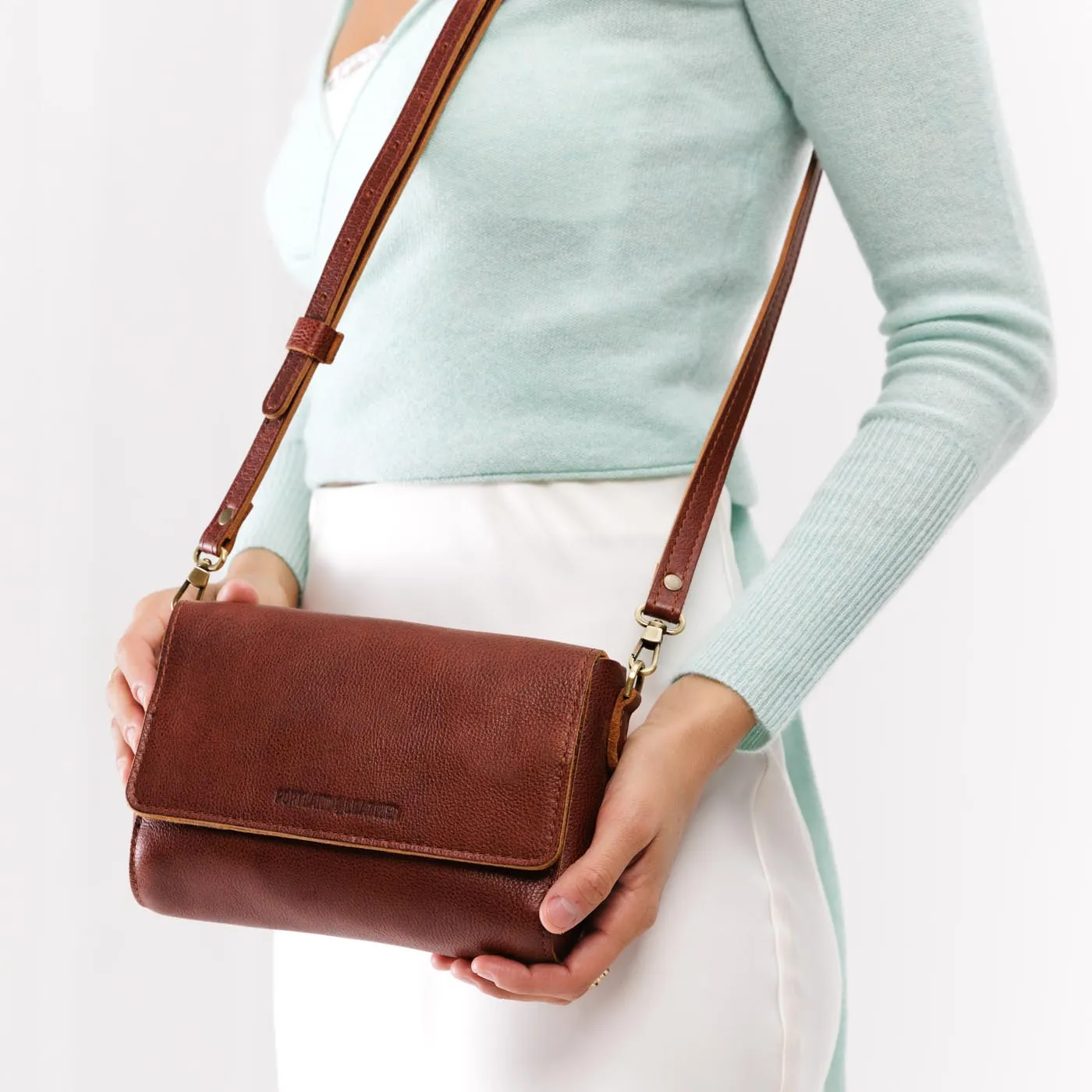 Metro Crossbody