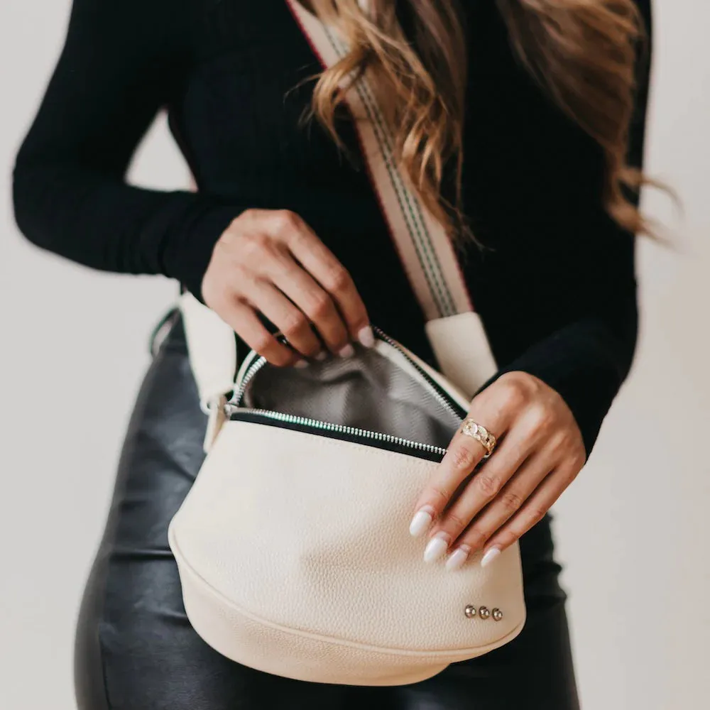 PRETTY SIMPLE Sutton Crossbody Sling Bag