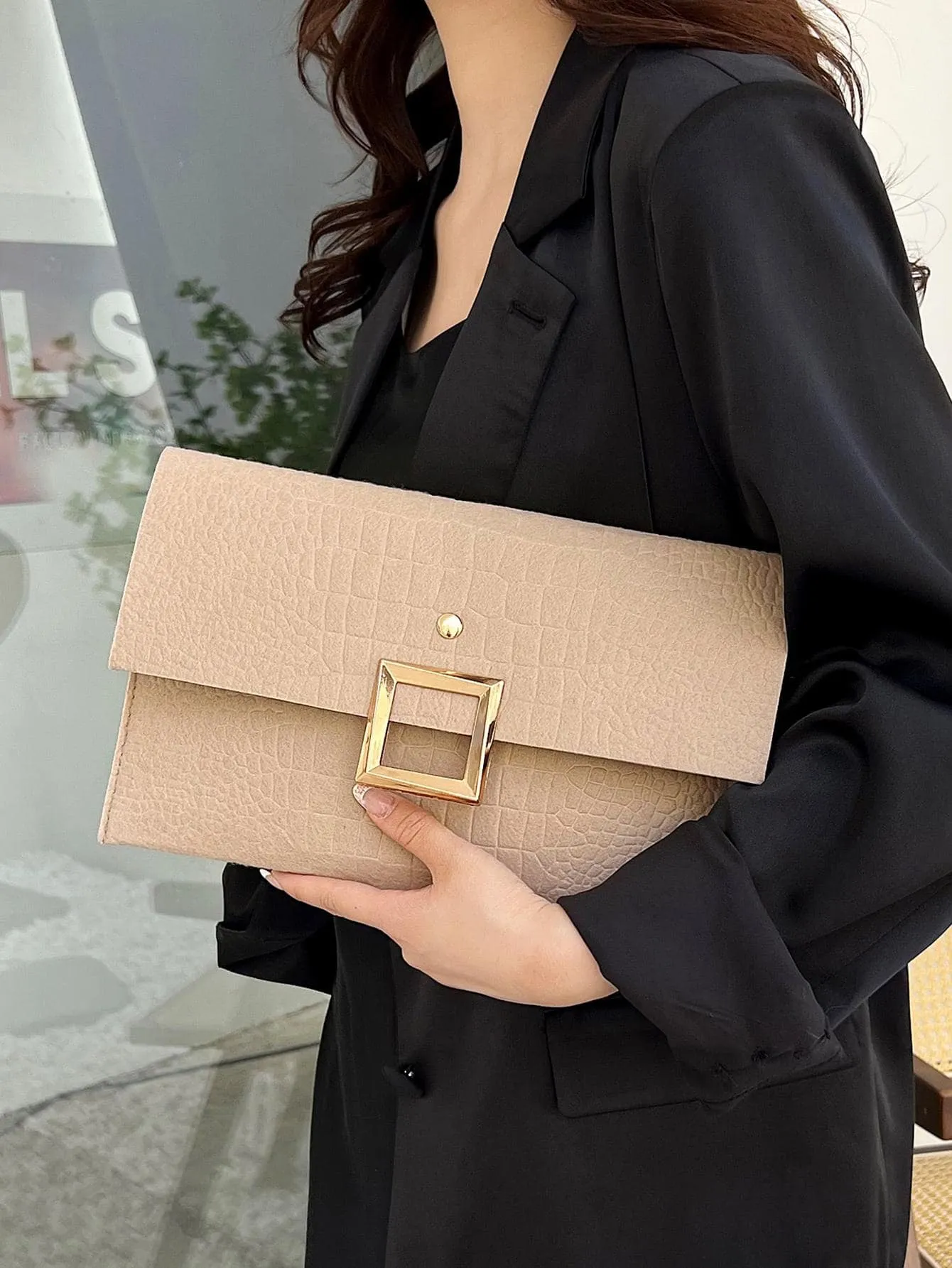 SHEIN Women's Envelope Clutch Summer 2023 New Fashionable Trendy Handheld Bag