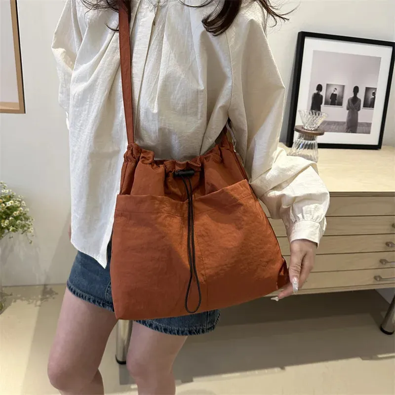 Sohiwoo New Large Capacity Versatile Shoulder Bag for Women's Summer Popular Lightweight Shoulder Crossbody Bag Minimalist Tote Handbag